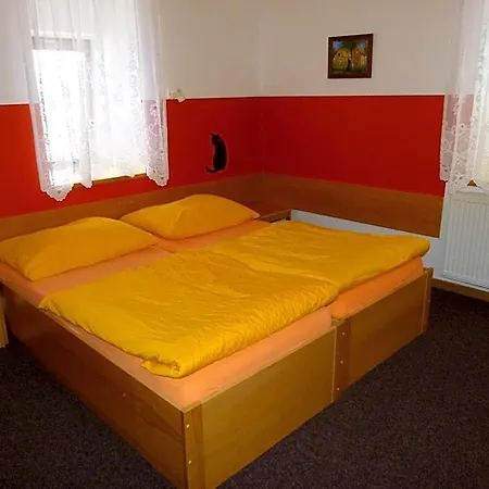 Pelikan Hotel Mariańskie Łaźnie